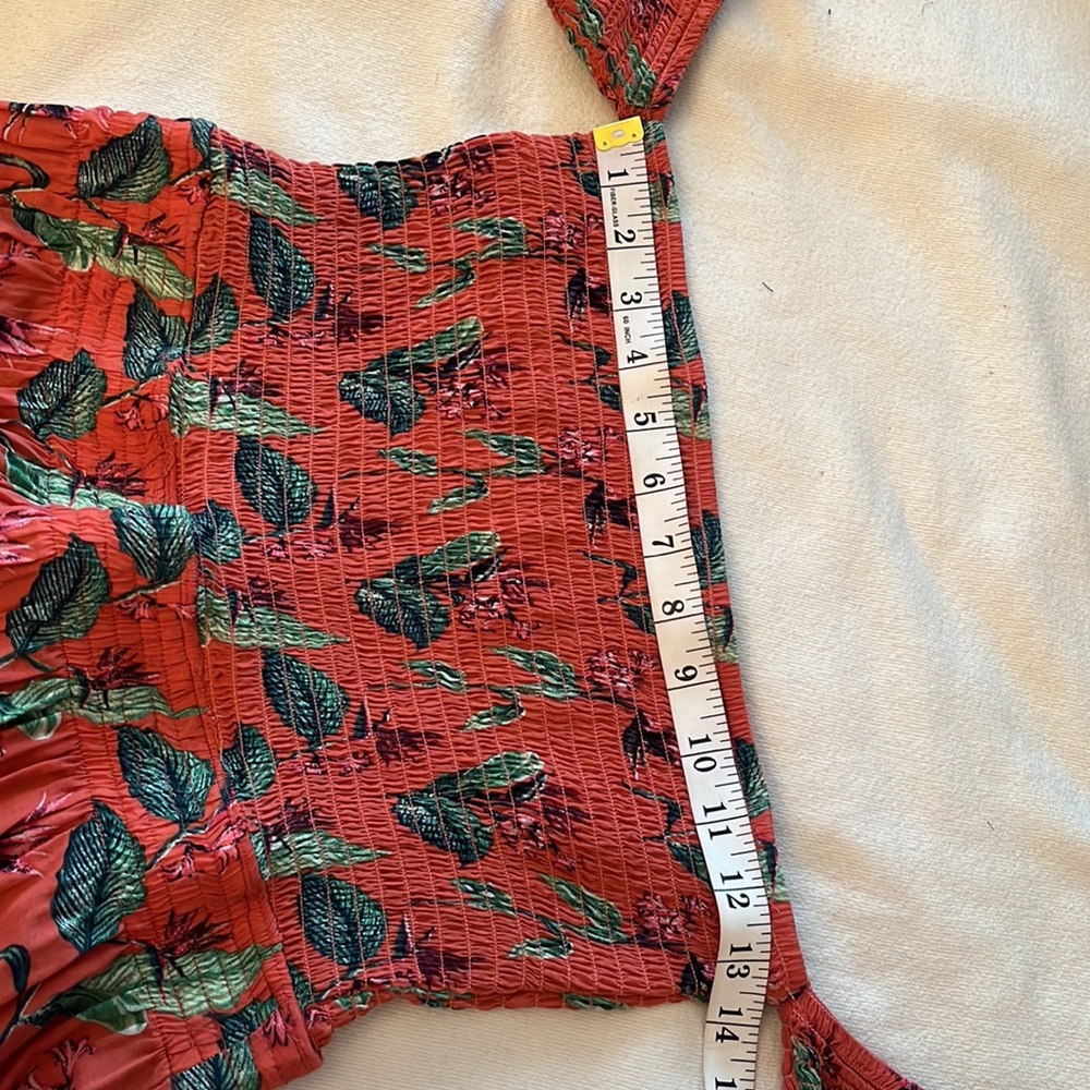 Dress - Picture 4 of 9